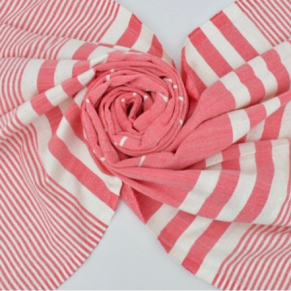 NEW Organic Beach Towel TOES IN SAND DRINK IN HAND Red Pink Black Embroidery - Picture 6 of 6